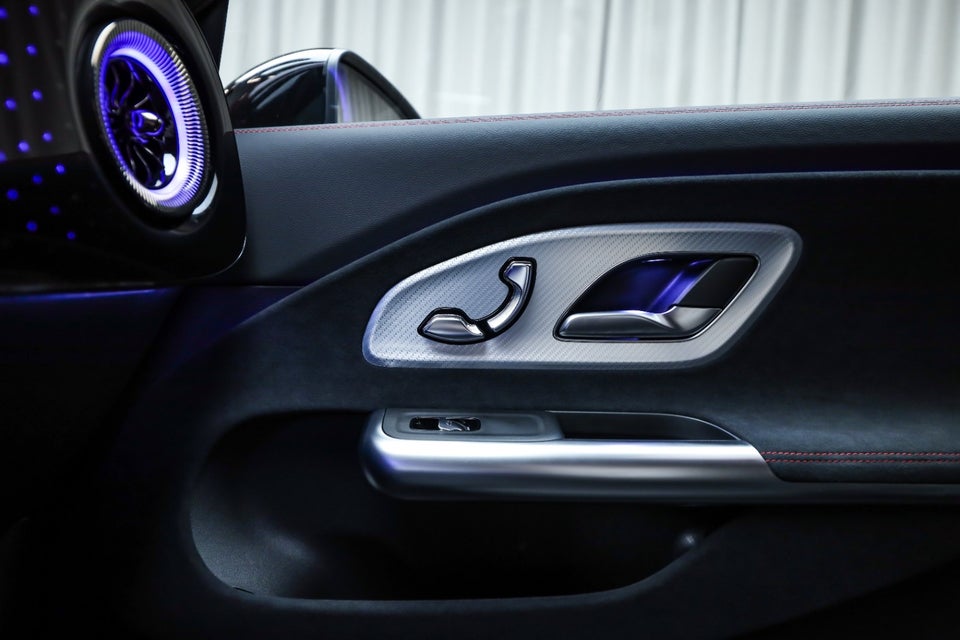 Mercedes CLA250+ electric AMG Premium 4d
