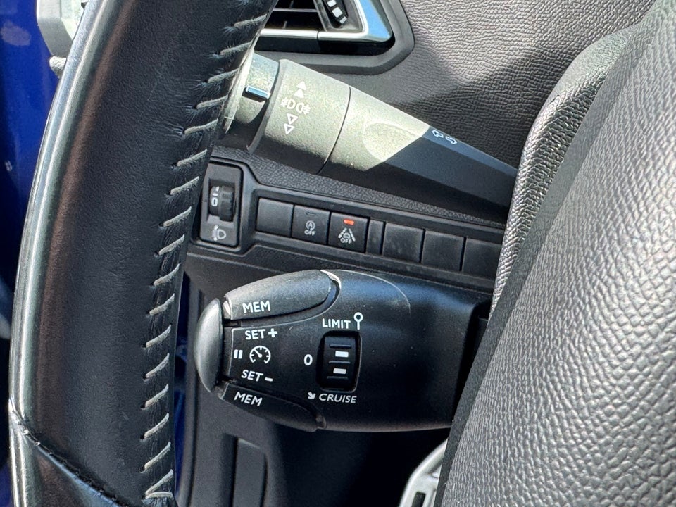 Peugeot 308 1,5 BlueHDi 130 Allure Sky SW 5d