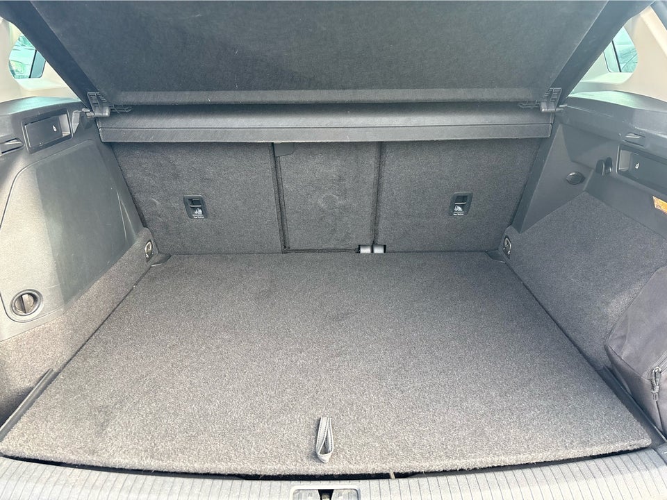 VW Tiguan 1,4 eHybrid Elegance DSG 5d