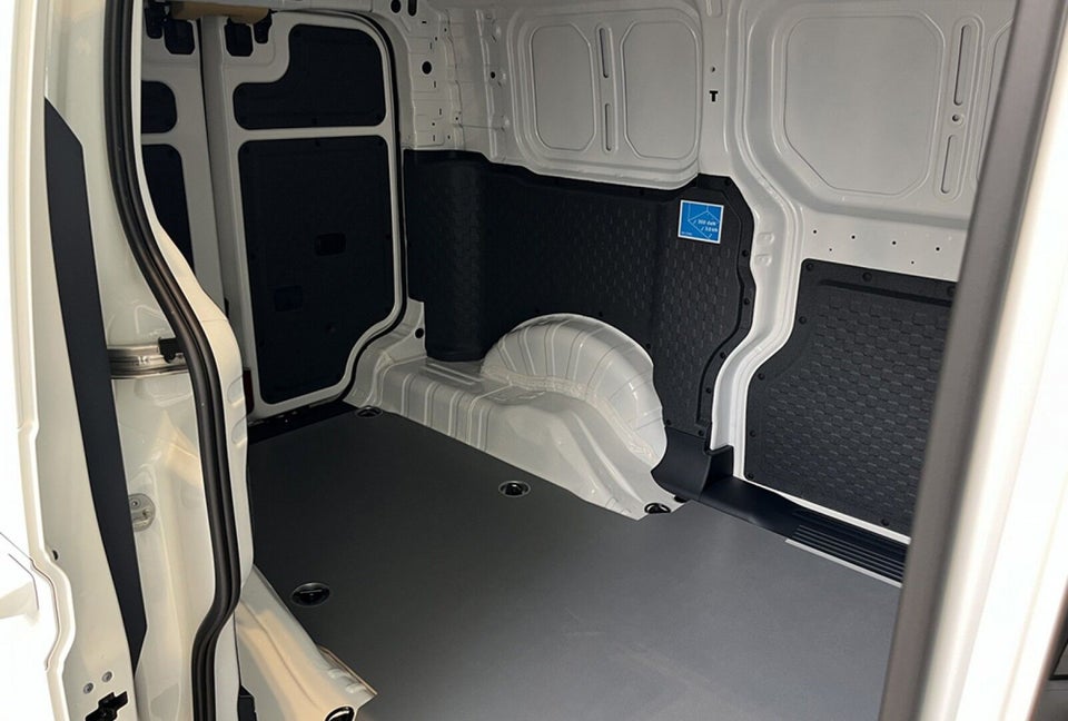 Kia PV5 71 Cargo L2H1 Long Range Work Pro