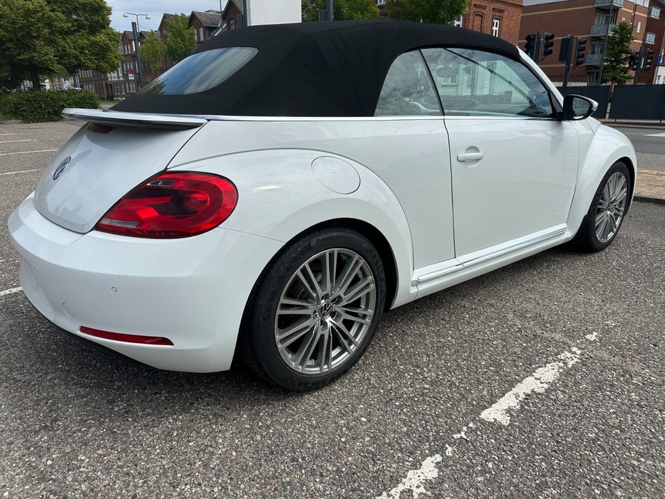 VW The Beetle 1,4 TSi 160 Design Cabriolet DSG 2d
