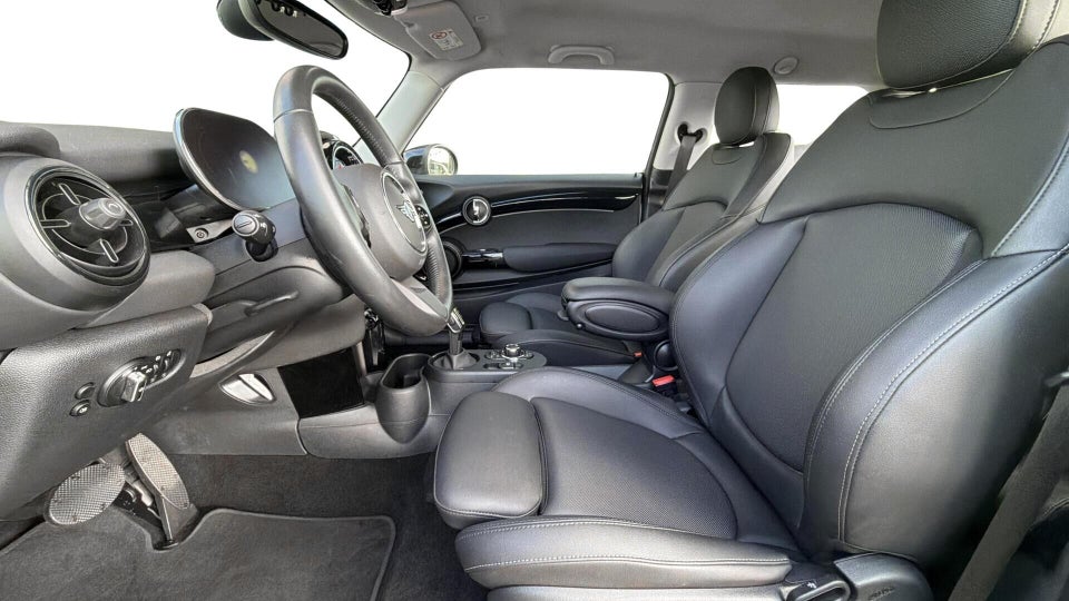 MINI Cooper SE Premium Extra 3d