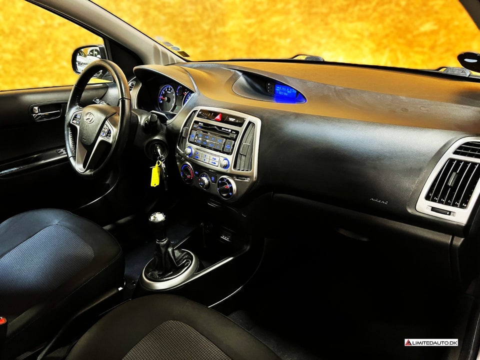 Hyundai i20 1,25 Classic XTR 5d