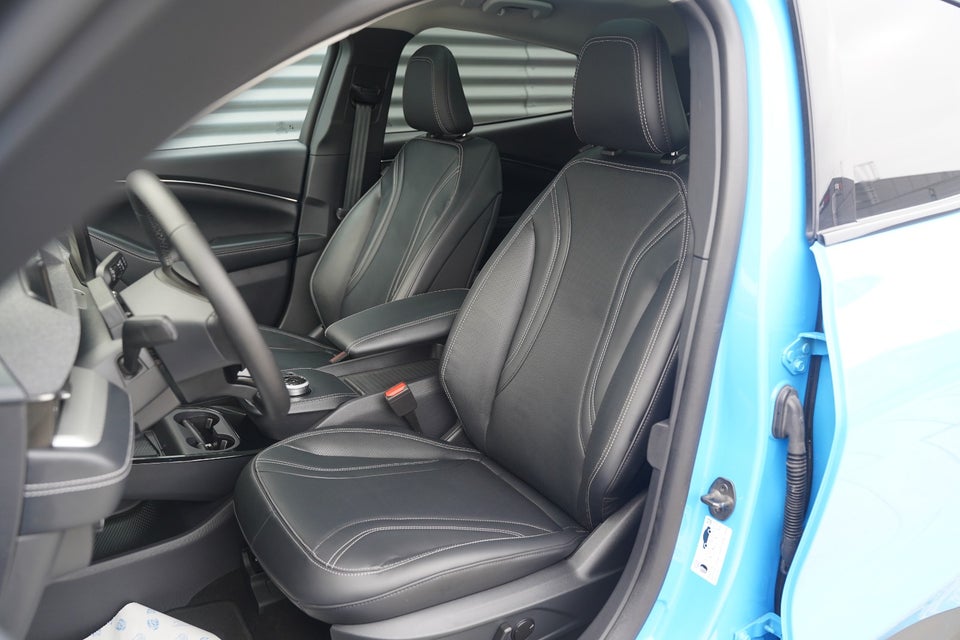 Ford Mustang Mach-E 78 Standard Range 5d