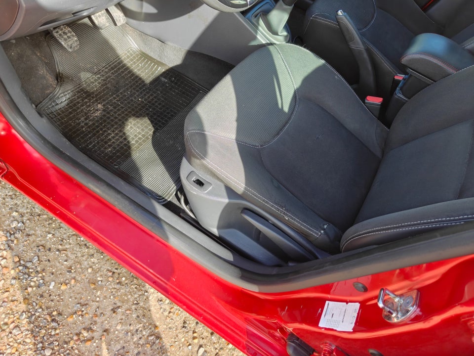 Renault Clio IV 1,5 dCi 75 Expression 5d