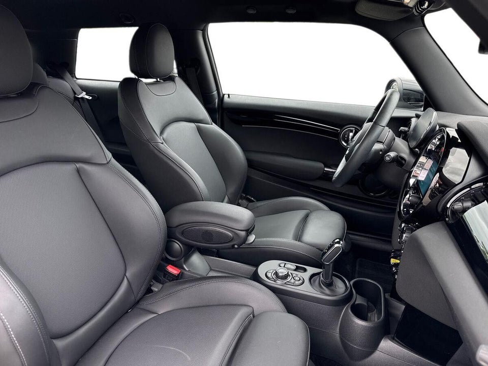 MINI Cooper SE Edition Premium Plus 3d