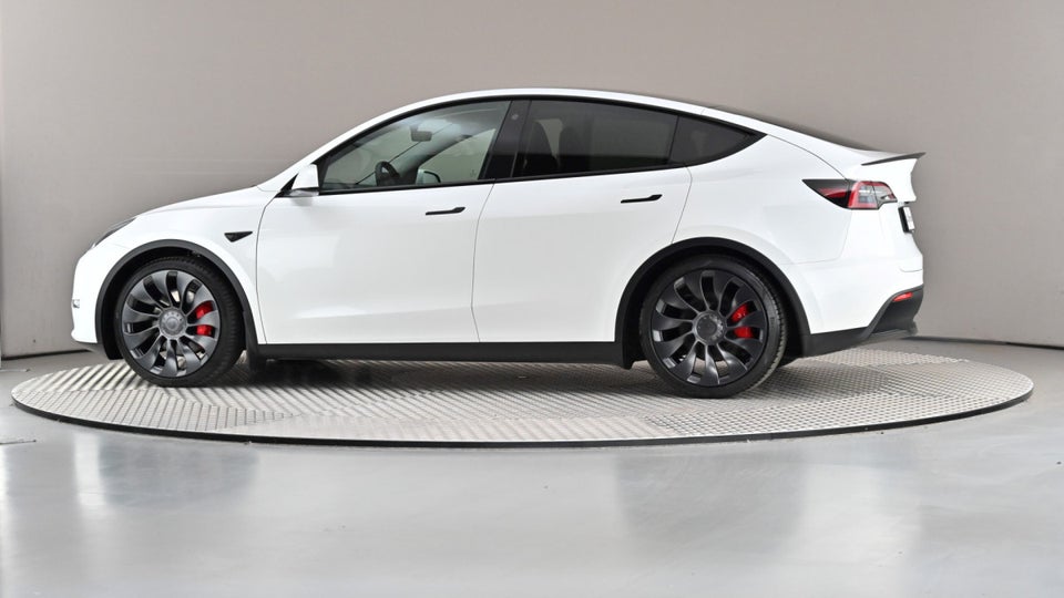 Tesla Model Y Performance AWD 5d