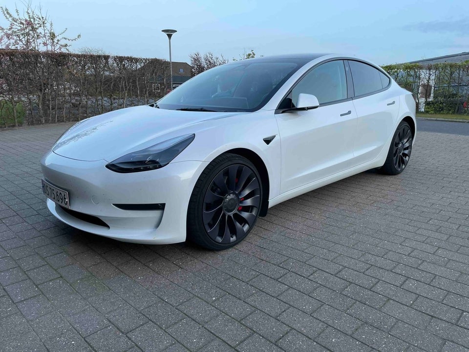 Tesla Model 3 Performance AWD 4d