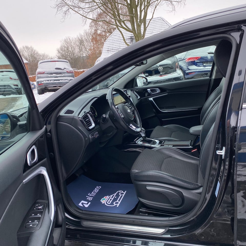 Kia Ceed 1,6 PHEV Upgrade SW DCT 5d