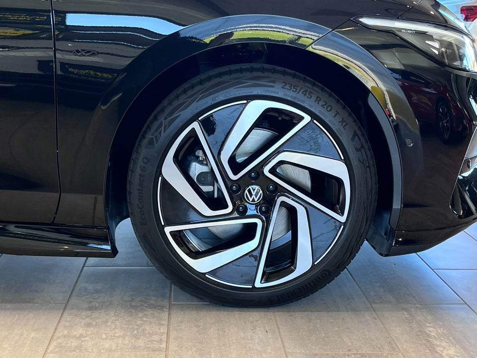 VW ID.7 77 Style+ Tourer 5d