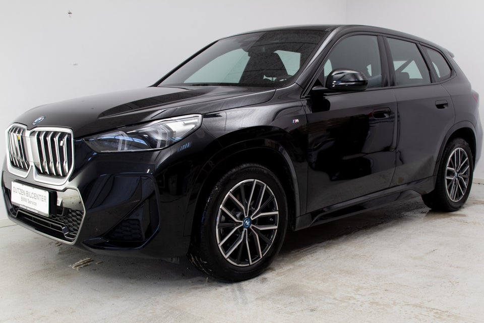 BMW iX1 xDrive30 Charged M-Sport 5d