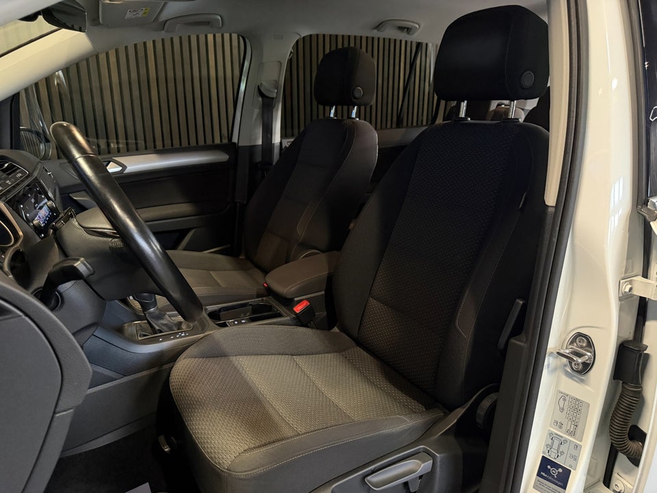 VW Touran 1,6 TDi 115 Comfortline R-line DSG 7prs 5d