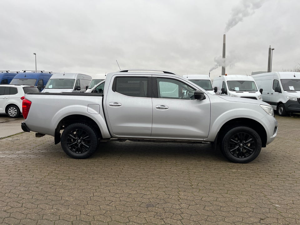 Nissan Navara 2,3 dCi 190 Db.Kab Tekna 4d