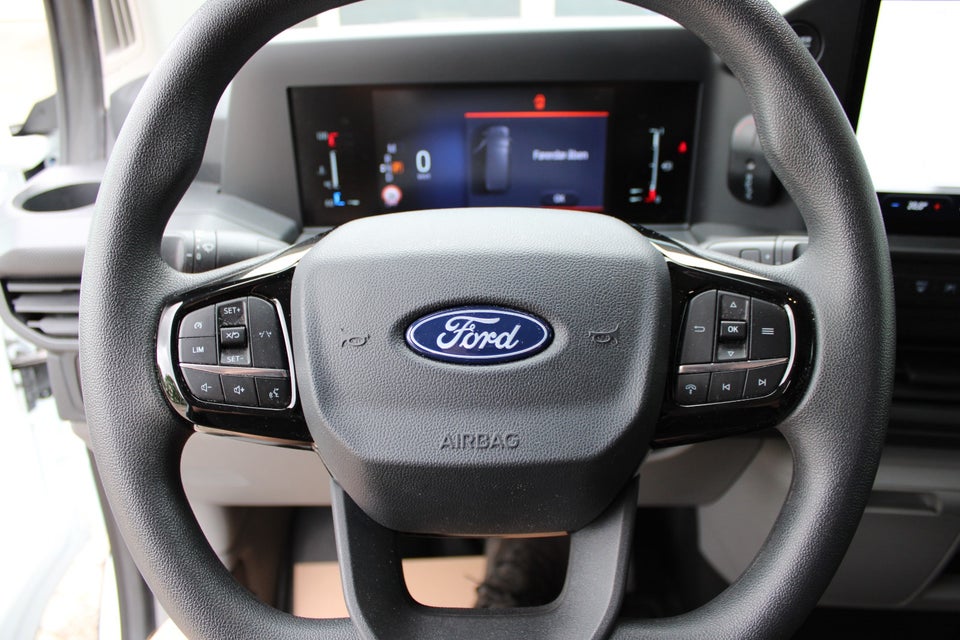 Ford Transit Custom 300 L2 2,0 EcoBlue Trend aut.