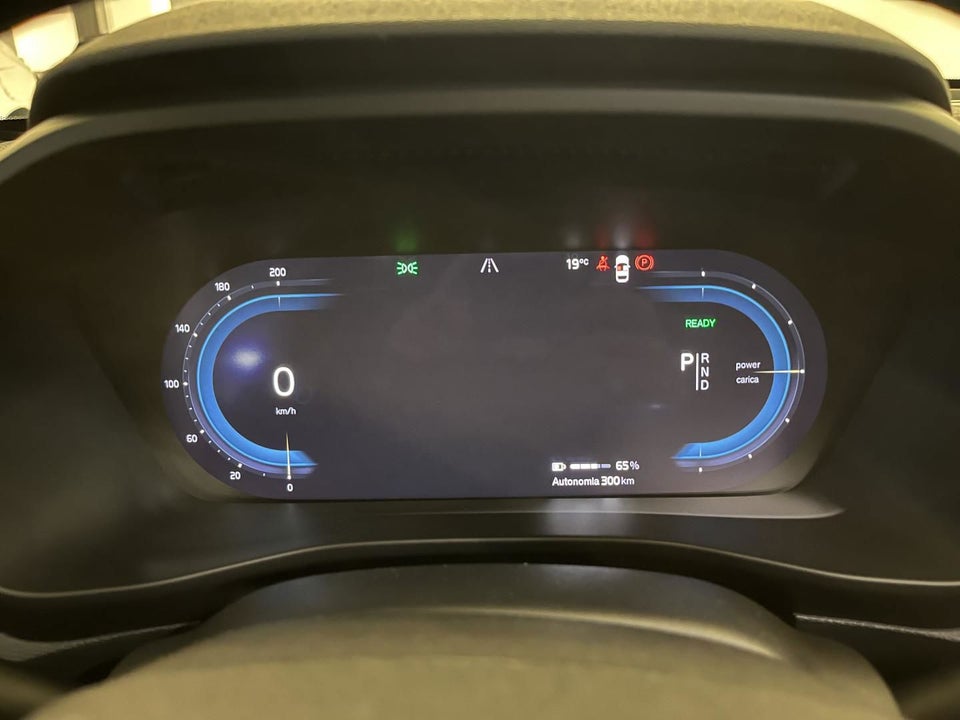 Volvo XC40 ReCharge Twin Plus 5d