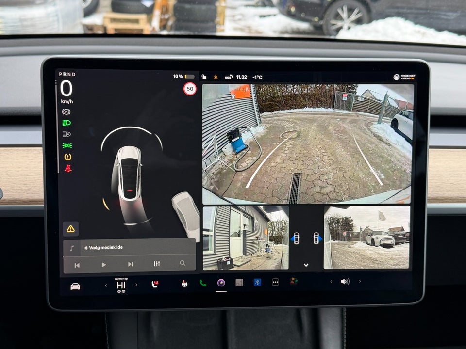 Tesla Model Y Long Range AWD 5d