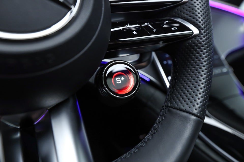 Mercedes EQE53 AMG 4Matic+ 4d