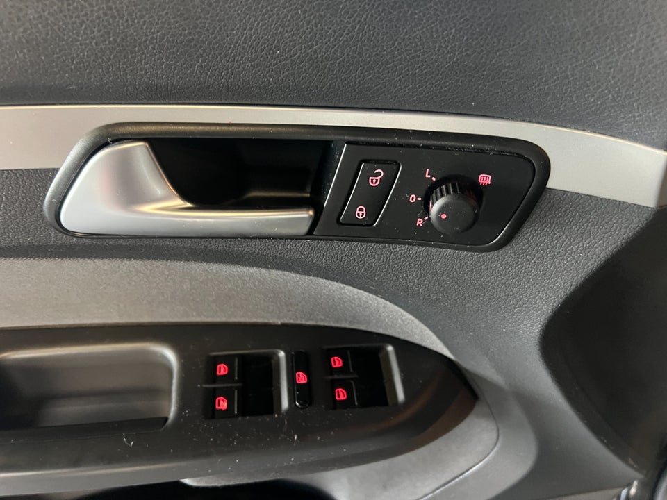 VW Touran 1,2 TSi 105 Startline BMT 5d