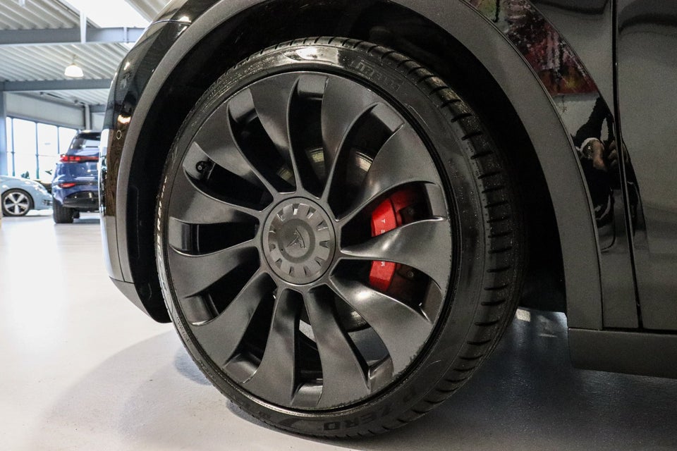 Tesla Model Y Performance AWD 5d