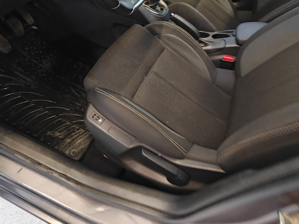 Citroën C4 1,6 BlueHDi 100 Upgrade 5d