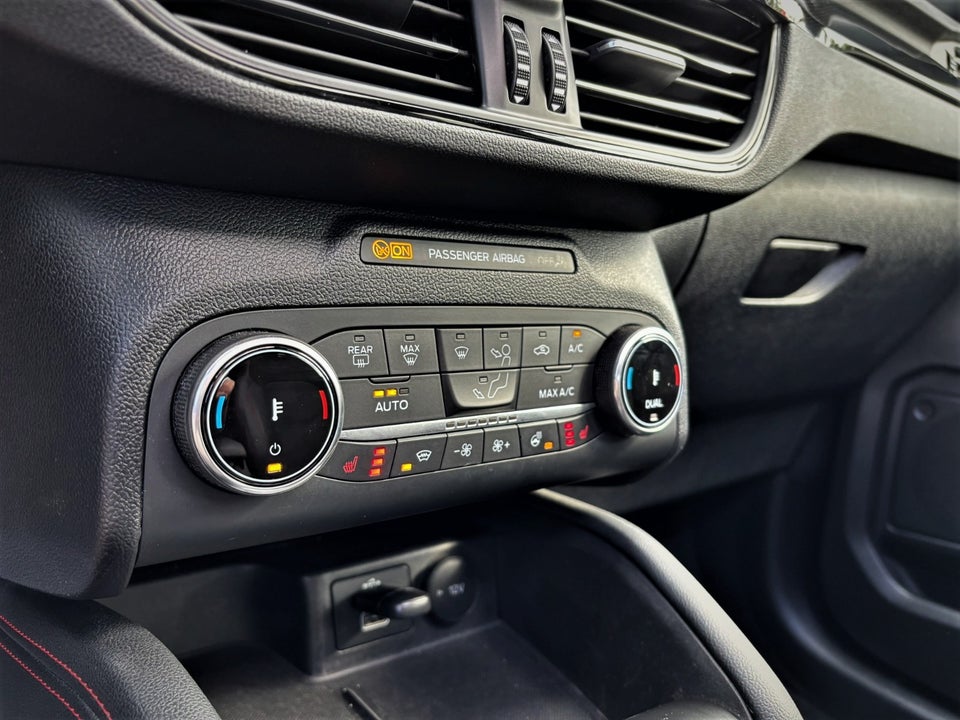 Ford Kuga 2,5 PHEV ST-Line X CVT 5d