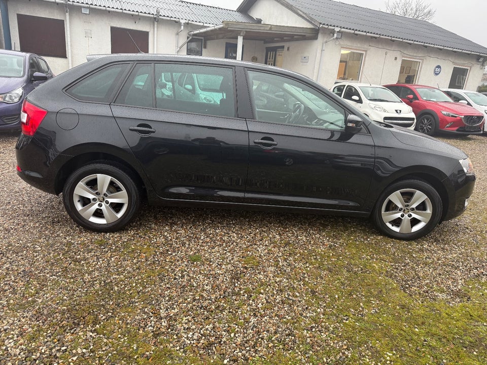 Skoda Rapid 1,2 TSi 90 Style Spaceback DSG 5d