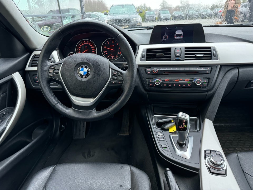 BMW 318d 2,0 Touring Modern Line aut. 5d