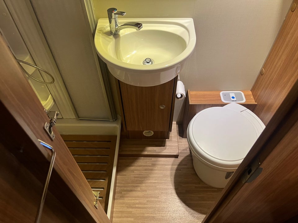 Fiat Carado 2,3 MJT A464 aut. 3d