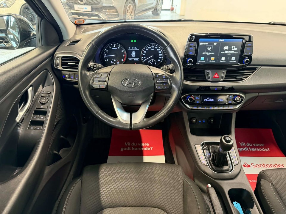 Hyundai i30 1,4 T-GDi Trend stc. DCT 5d