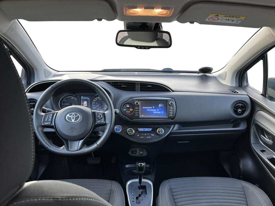 Toyota Yaris 1,5 Hybrid H3 Premium e-CVT 5d