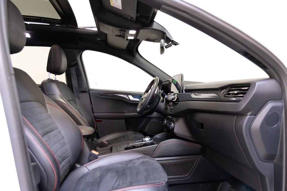 Ford Kuga 2,5 PHEV ST-Line X CVT 5d