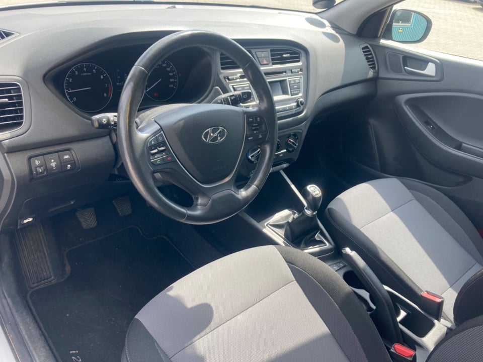 Hyundai i20 1,25 Life+ 5d