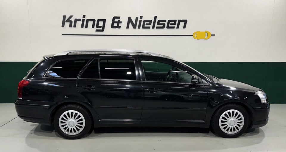 Toyota Avensis 2,0 Sol stc. 5d