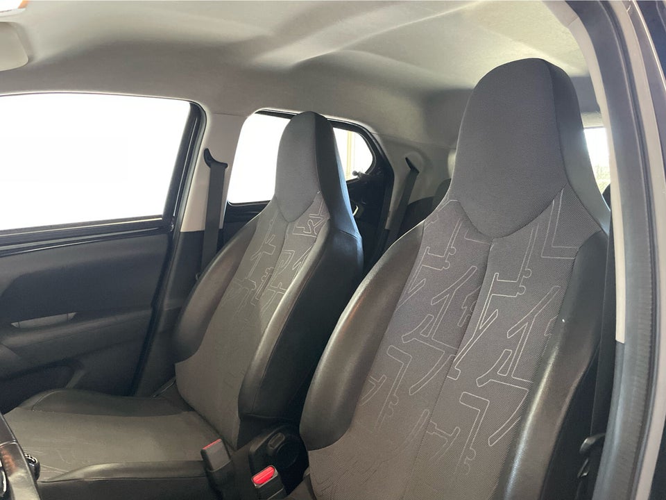 Toyota Aygo 1,0 VVT-i x-clusiv 5d