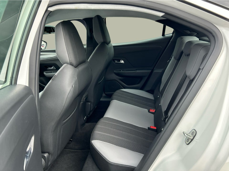 Opel Mokka-e 50 Elegance 5d