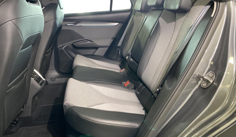 Skoda Enyaq 80 iV 5d