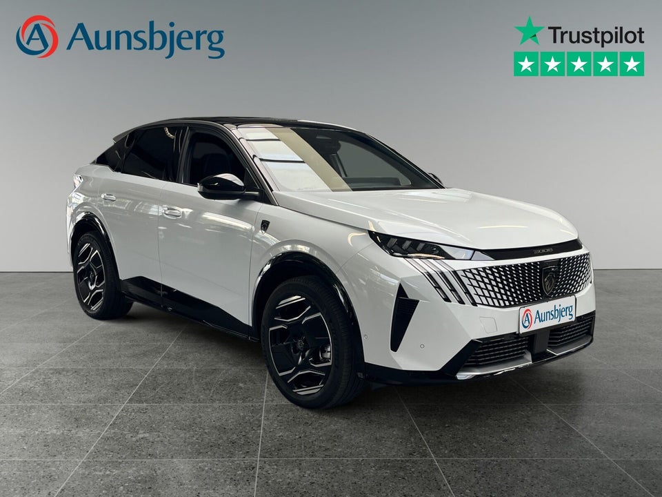 Peugeot e-3008 77 GT Pack 5d