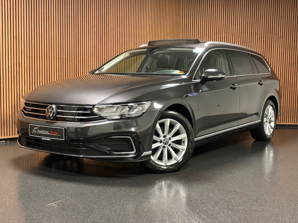 VW Passat 1,4 GTE High Variant DSG 5d