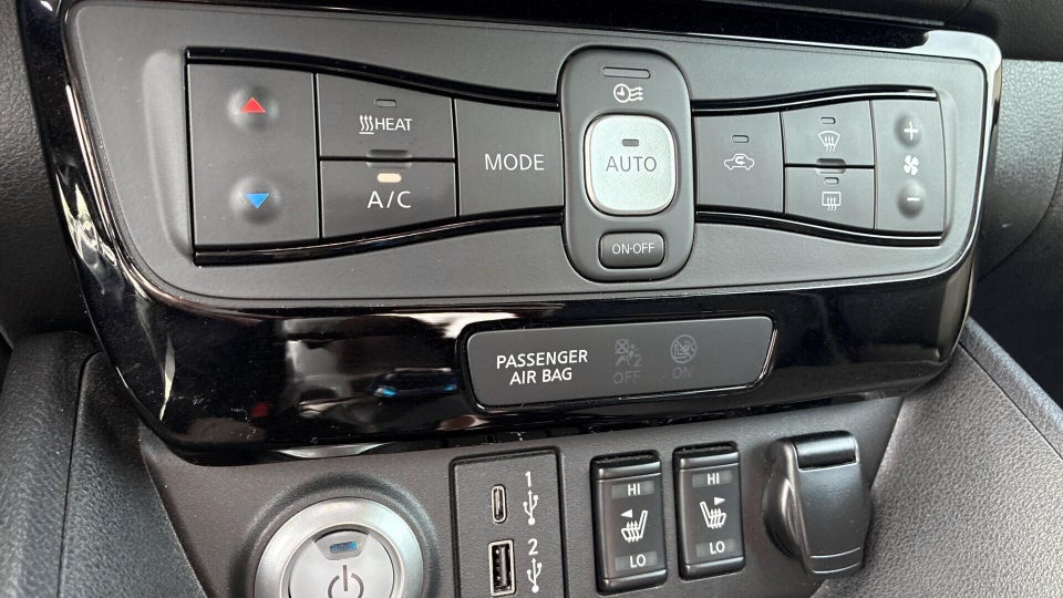 Nissan Leaf 40 N-Connecta 5d