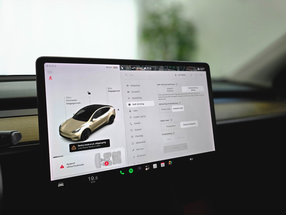 Tesla Model Y Long Range AWD 5d