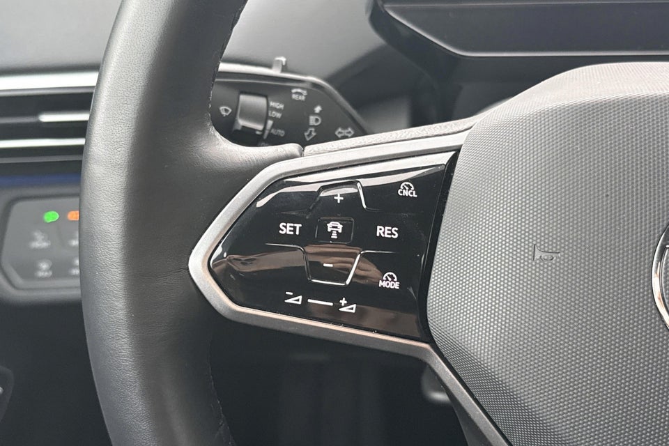 VW ID.4 77 Style 4Motion 5d