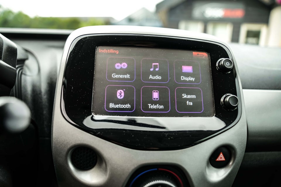 Toyota Aygo 1,0 VVT-i x-touch 5d