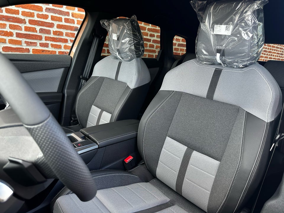 Opel Grandland-e 73 GS 5d