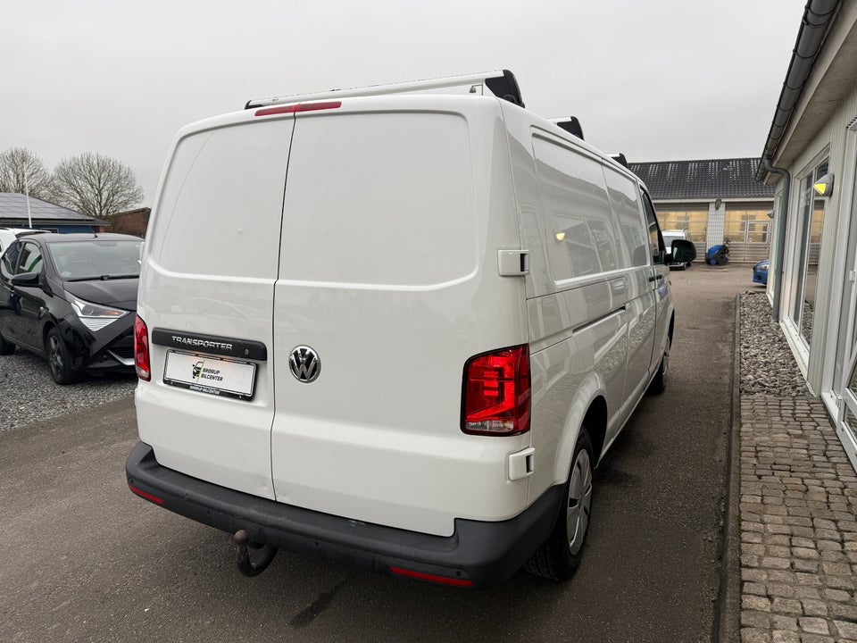 VW Transporter 2,0 TDi 150 Kassevogn DSG lang
