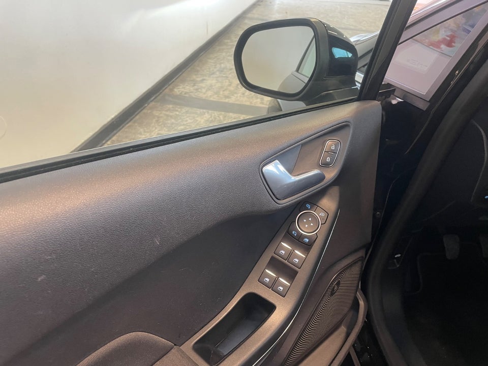 Ford Fiesta 1,0 EcoBoost Titanium X 5d