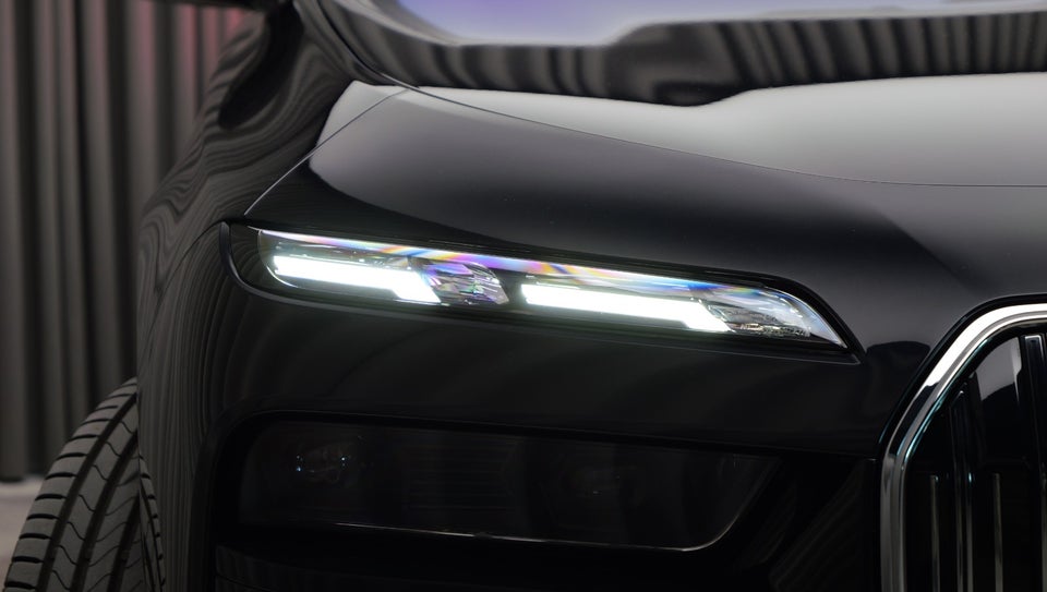 BMW i7 xDrive60 M-Sport 4d