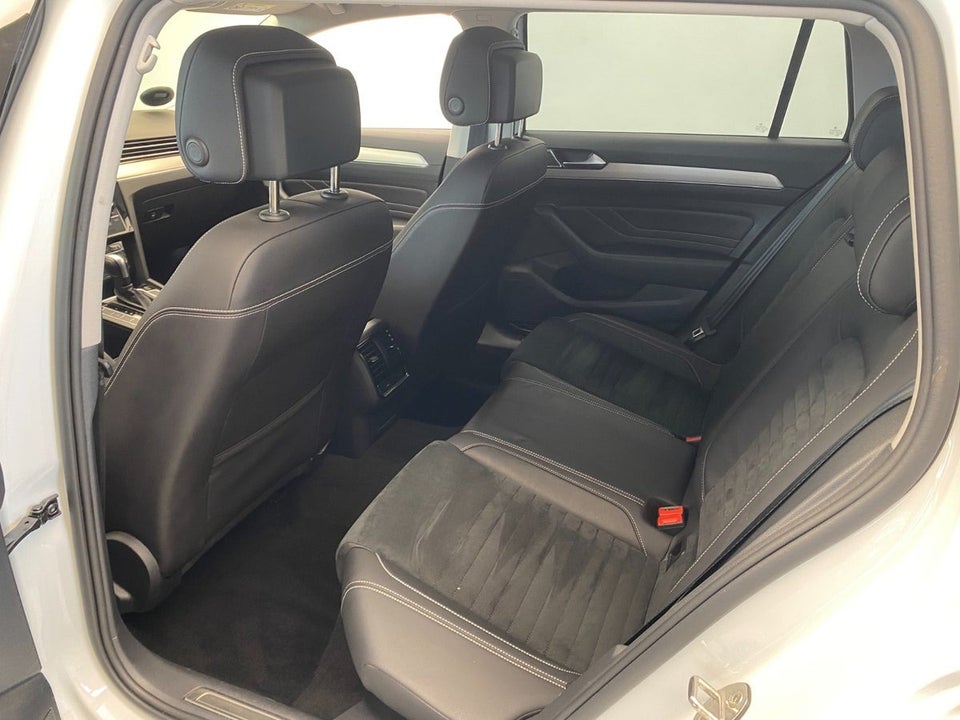 VW Passat 1,5 TSi 150 Elegance+ Variant DSG 5d