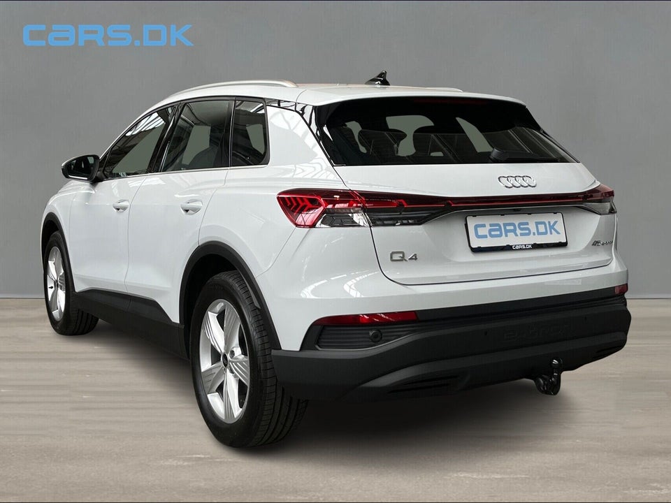 Audi Q4 e-tron 45 Progress 5d