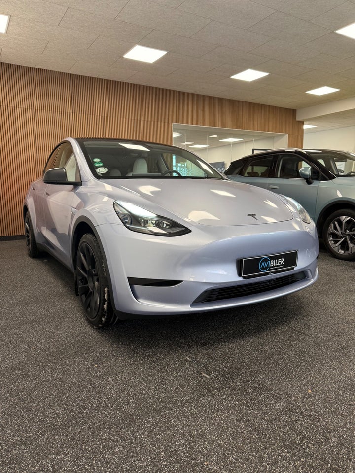Tesla Model Y RWD 5d