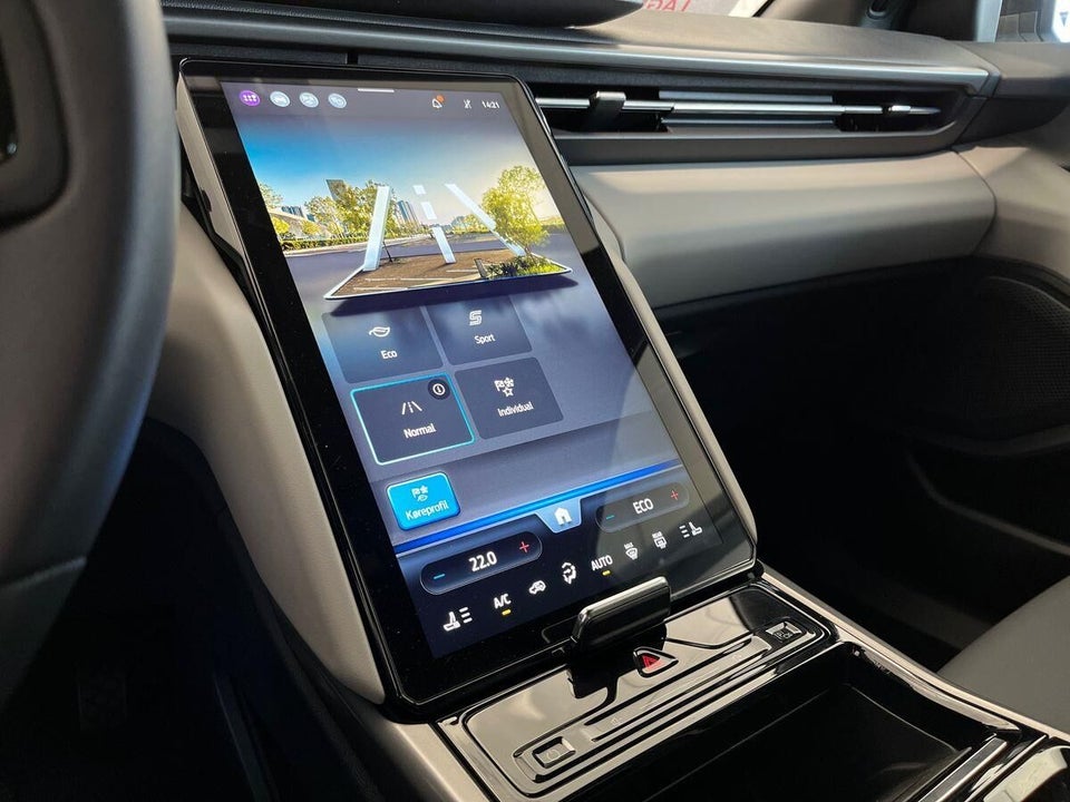 Ford Capri 77 Premium Extended Range 5d